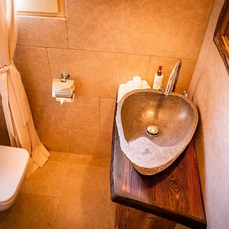 Golden Hill Country & Hytte *