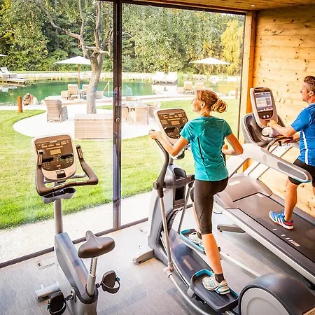 Lodge Golden Hill Country Chalets & Suites Waldschach