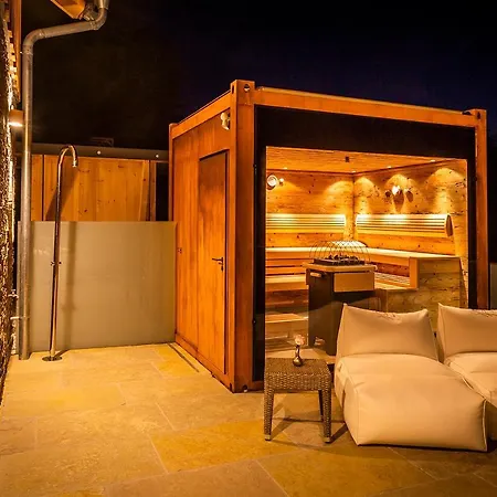 Golden Hill Country & Hytte Waldschach