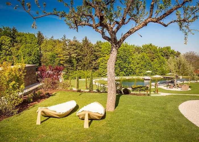 Golden Hill Country & Waldschach