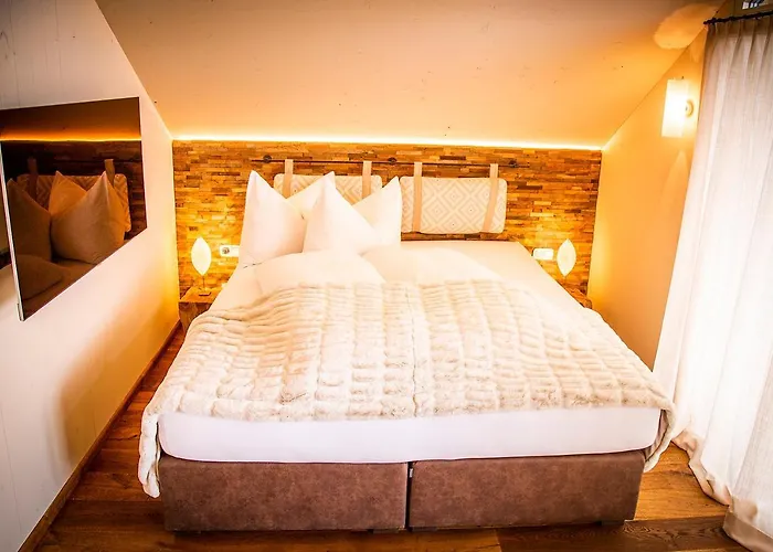 Golden Hill Country & بيت خشبي Waldschach