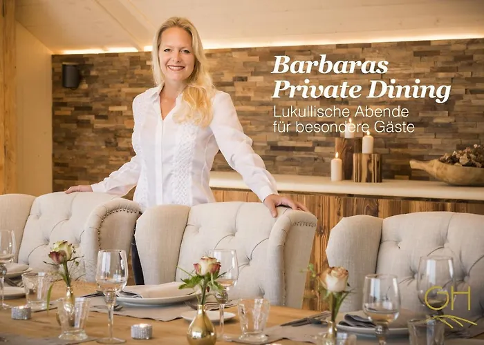 Golden Hill Country & بيت خشبي