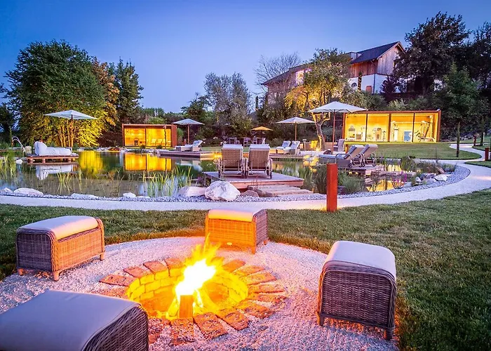 بيت خشبي Golden Hill Country &