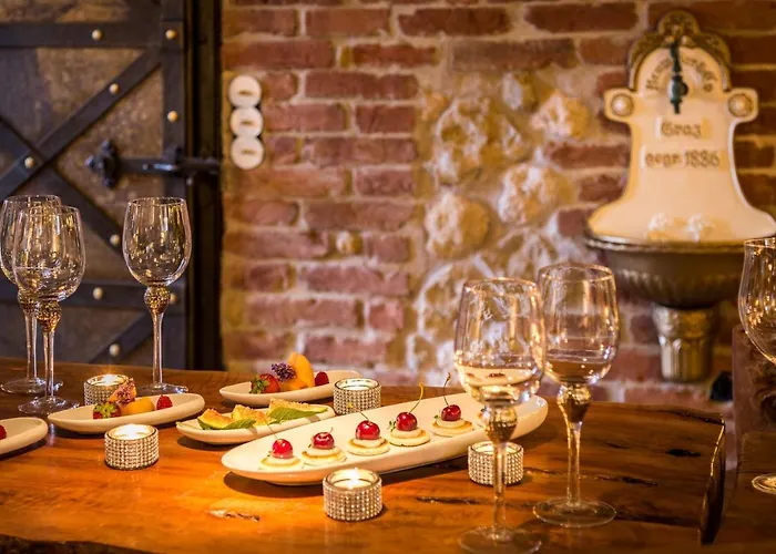 Golden Hill Country & * Waldschach