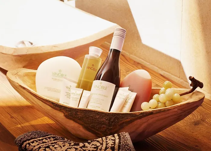 Golden Hill Country & *